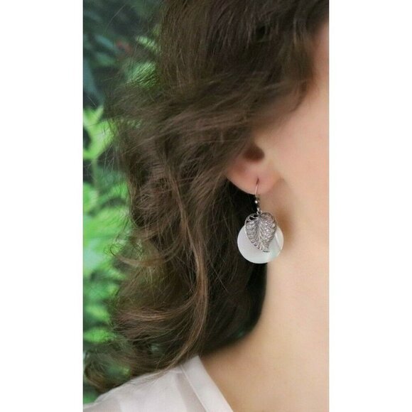 Sterling Silver Mother of Pearl with Sterling Leaf Earrings Dangle Drop Earrings - Picture 3 of 7